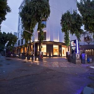 Hotel Rezaas